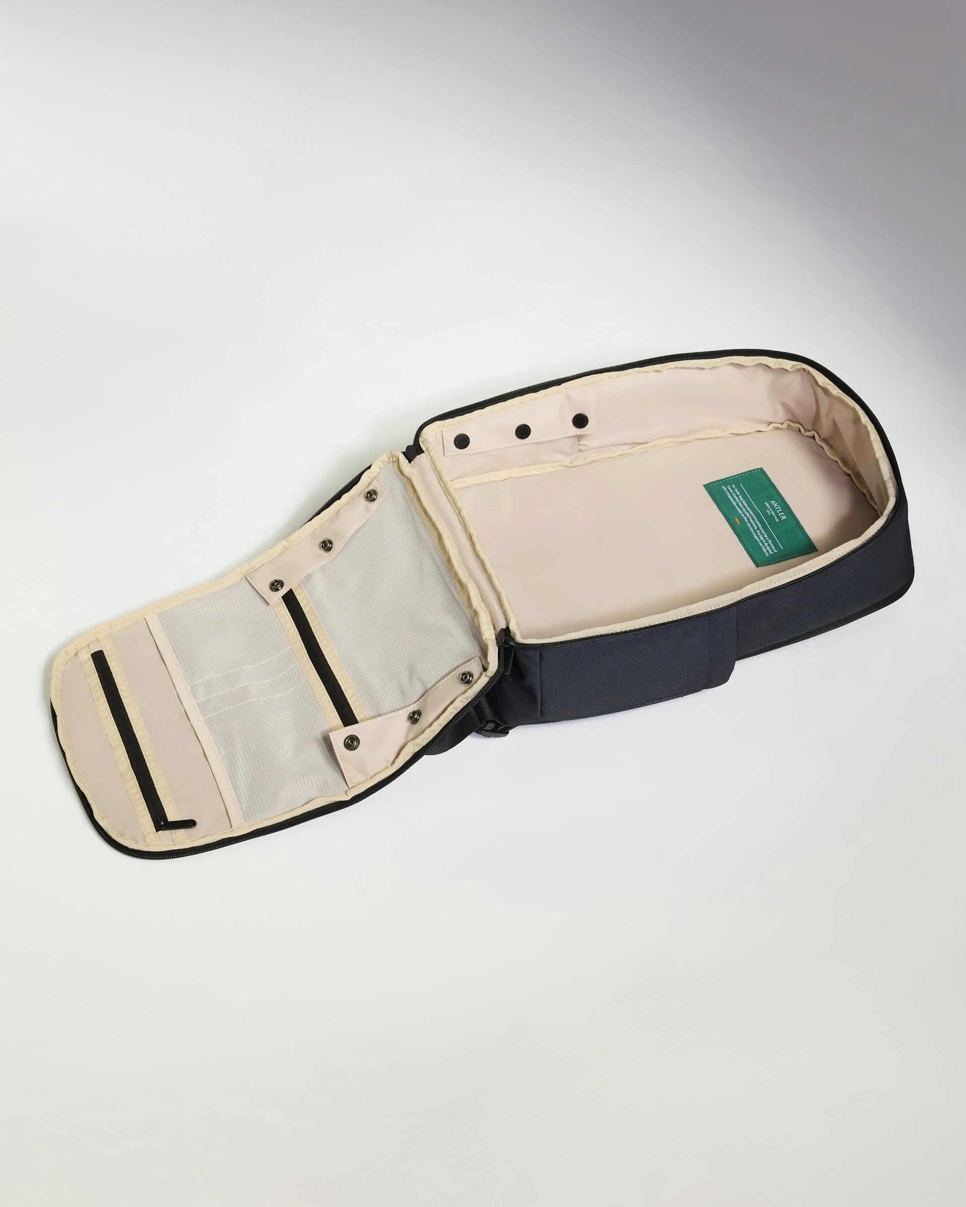 Backpack in Navy - Urban Light - Image 4