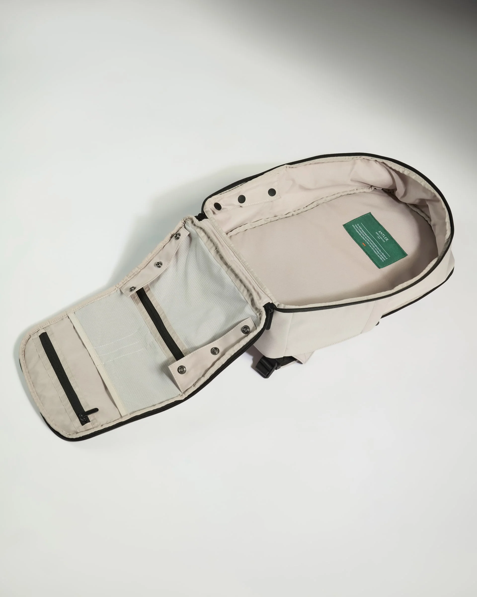 Backpack in Taupe - Urban Light - Image 4