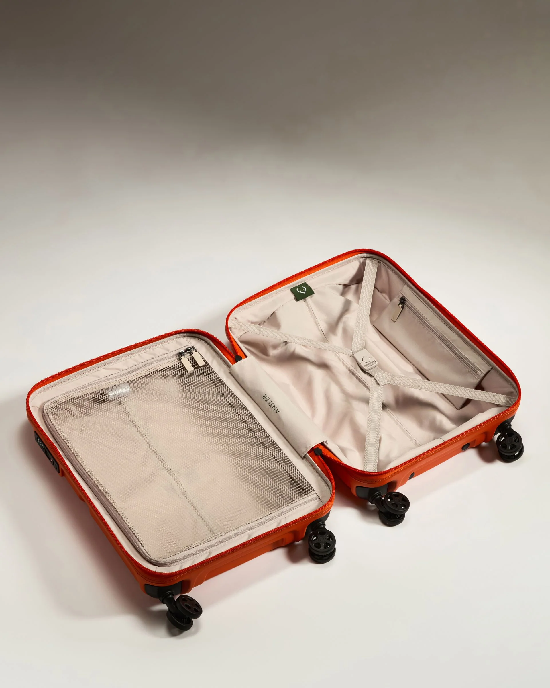 Cabin Suitcase in Ember Orange - Single Stripe - Image 3