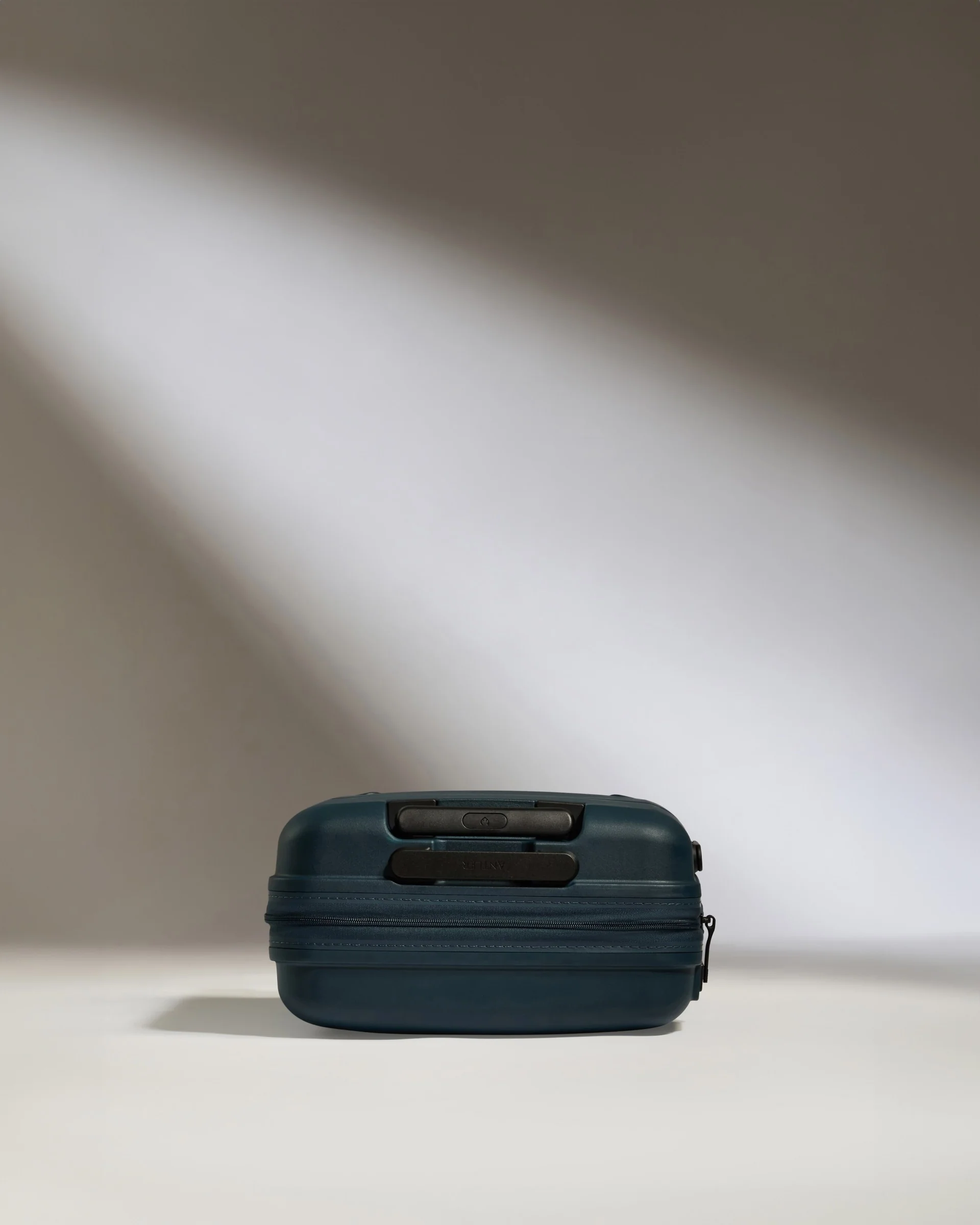 Cabin Suitcase in Indigo Blue - Single Stripe - Image 5