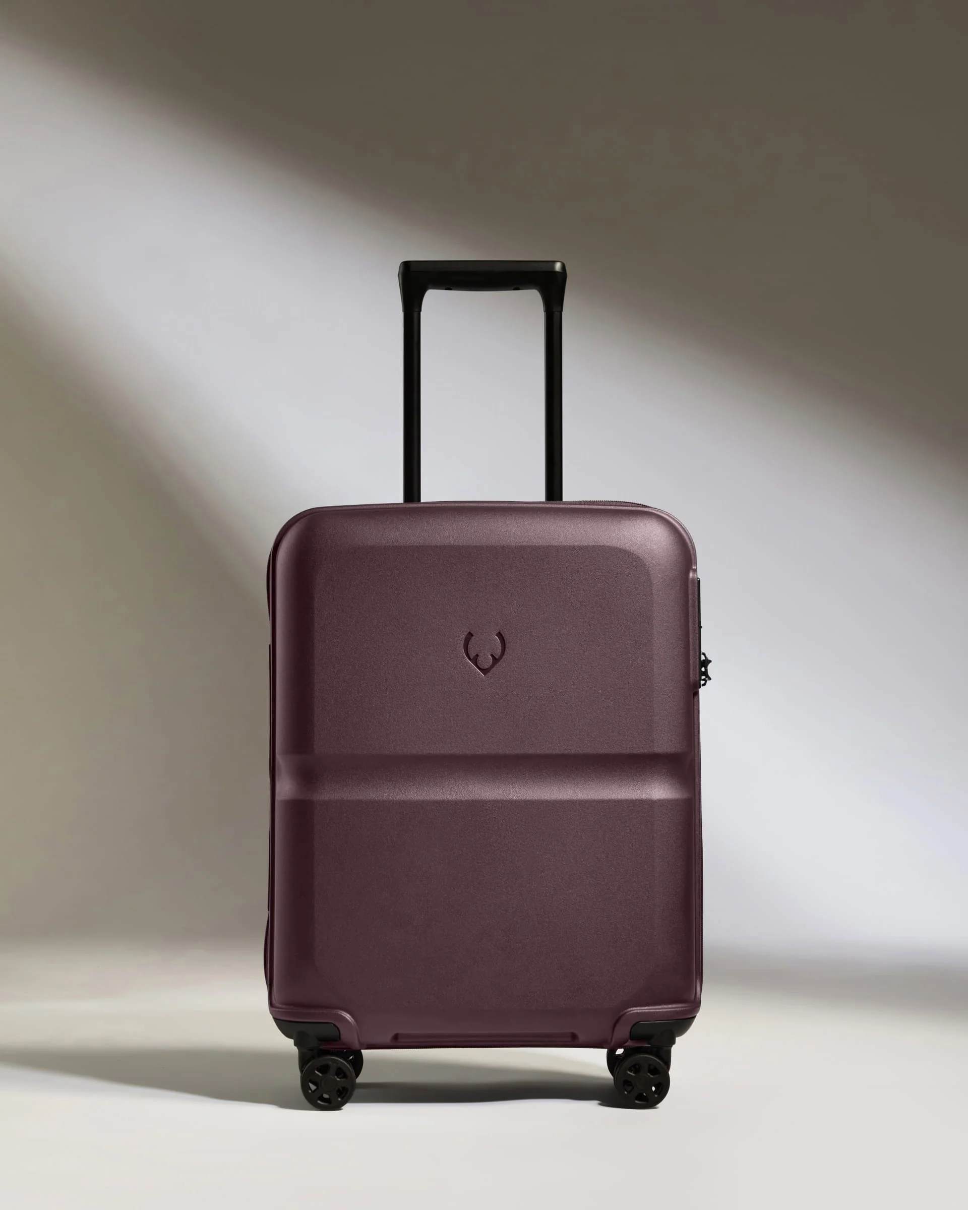 Cabin Suitcase in Lagoon Purple - Single Stripe - Image 6