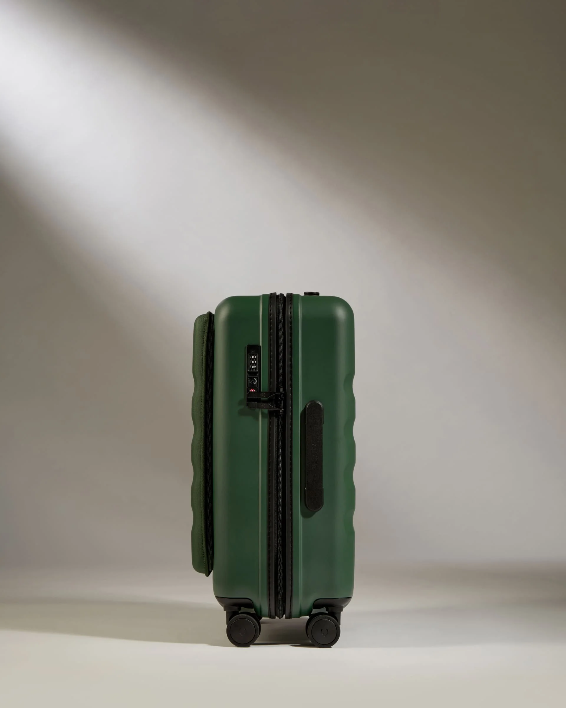 Cabin with Pocket Suitcase in Antler Green - Icon Stripe - Image 5