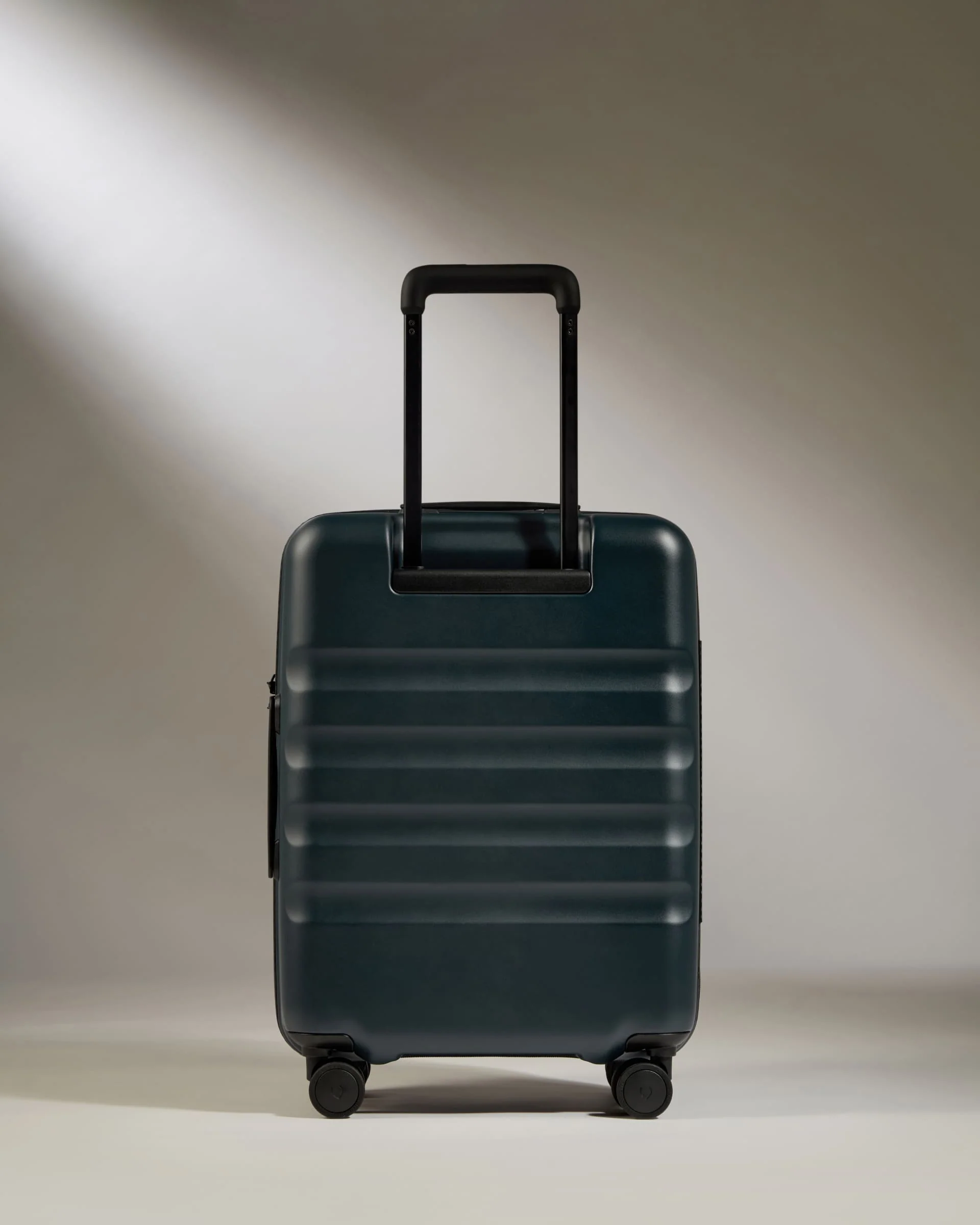 Cabin with Pocket Suitcase in Indigo Blue - Icon Stripe - Image 7