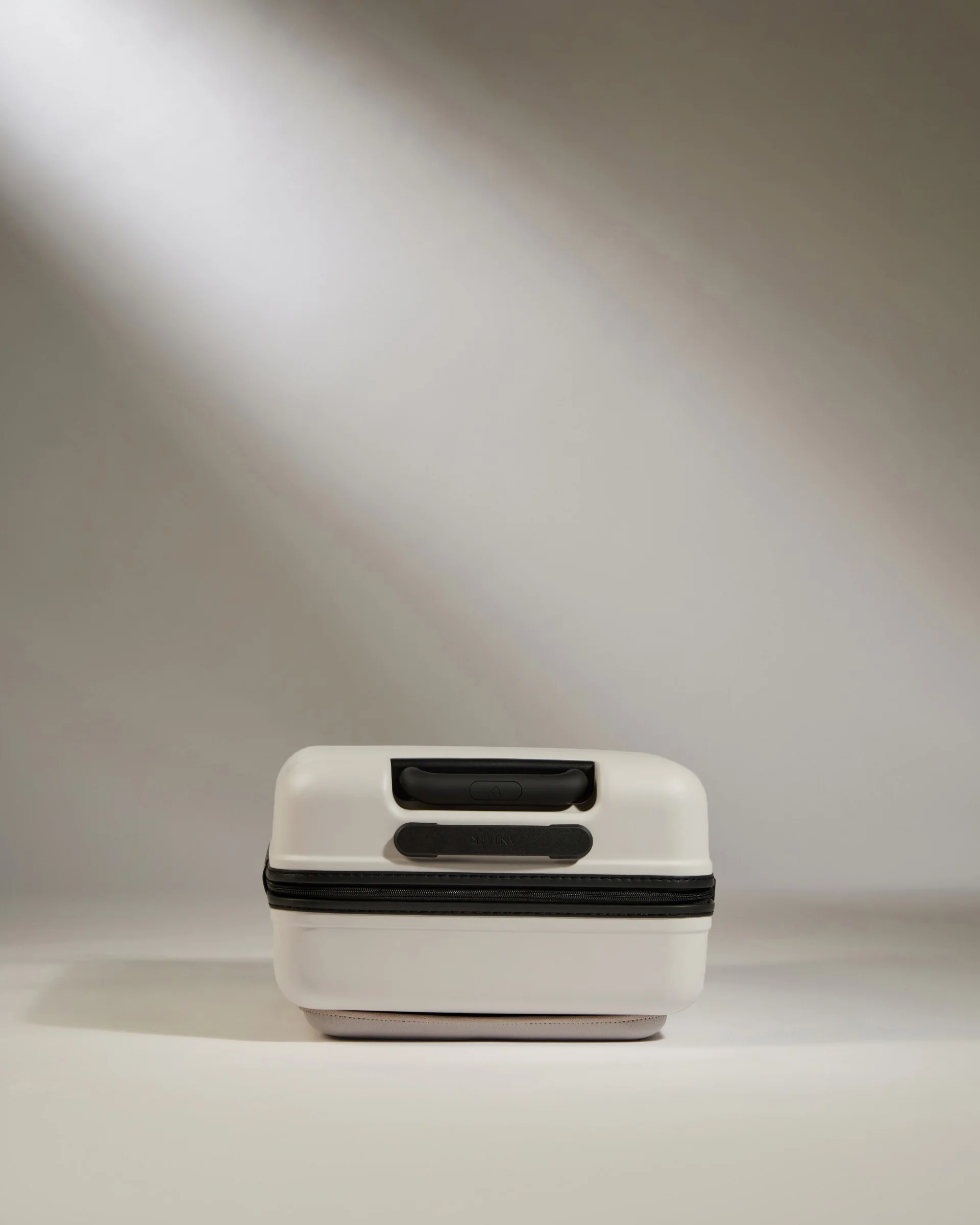 Cabin with Pocket Suitcase in Taupe - Icon Stripe - Image 6