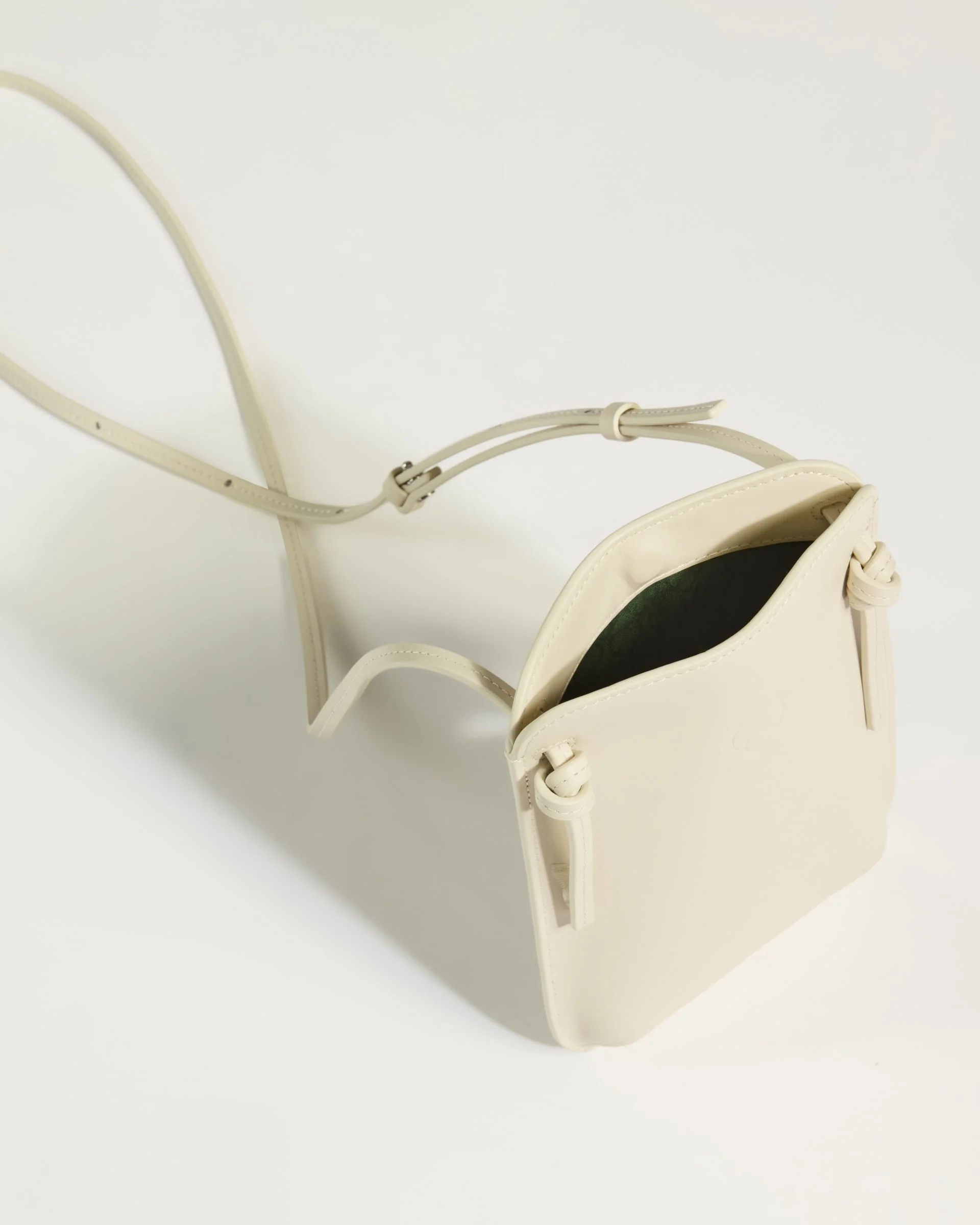 Crossbody Bag in Cream Leather - Heritage Collection - Image 3