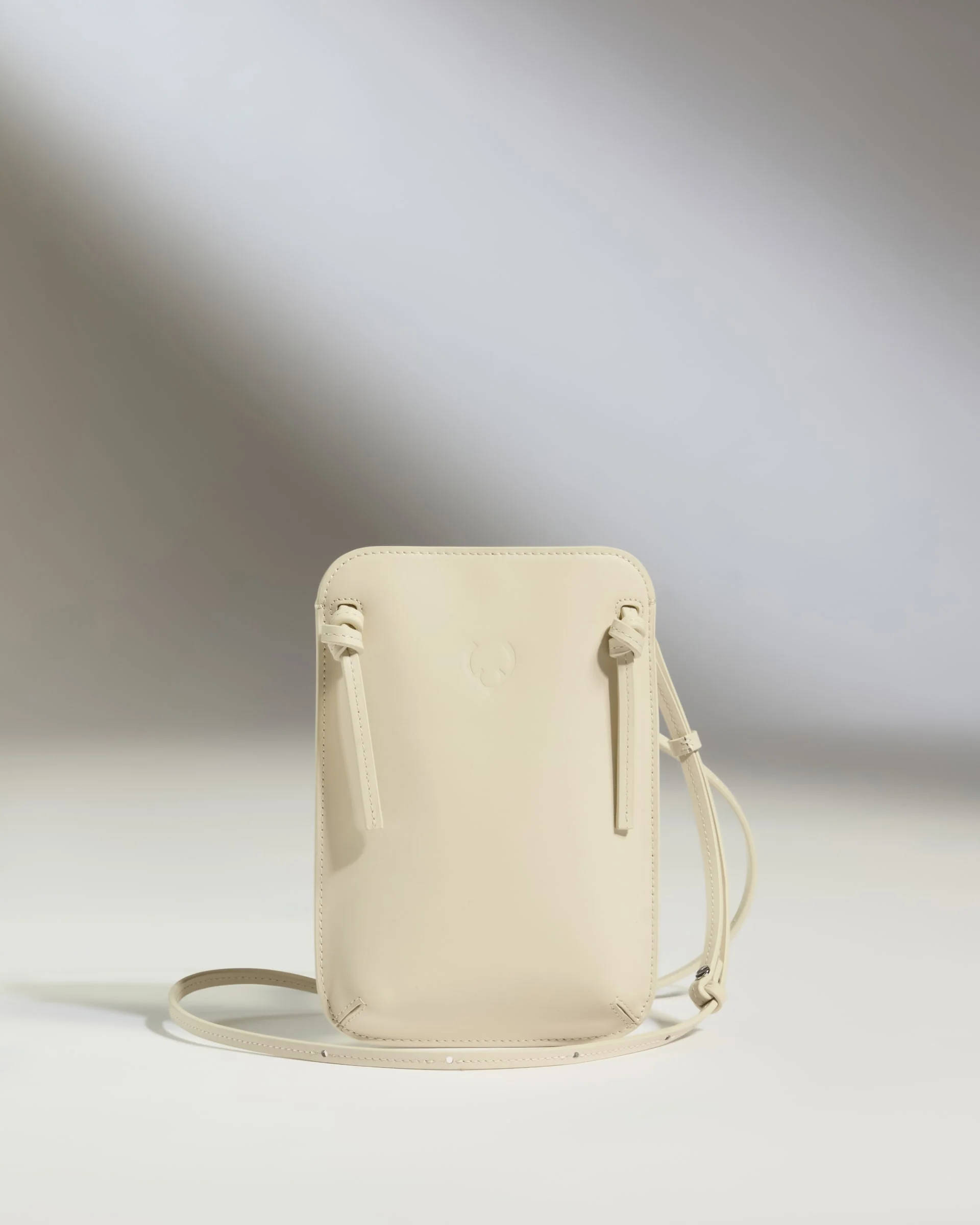 Crossbody Bag in Cream Leather - Heritage Collection - Image 5
