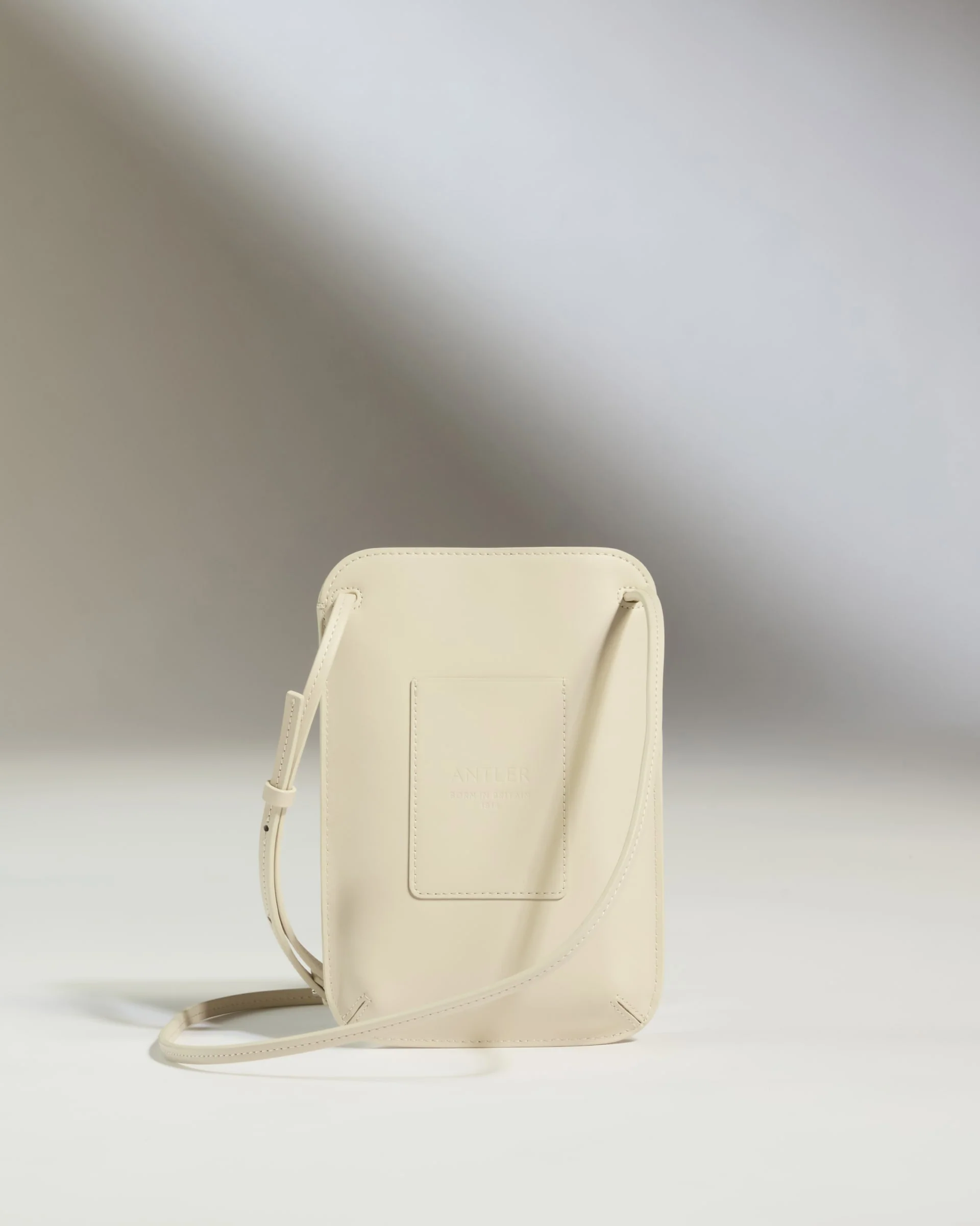 Crossbody Bag in Cream Leather - Heritage Collection - Image 6