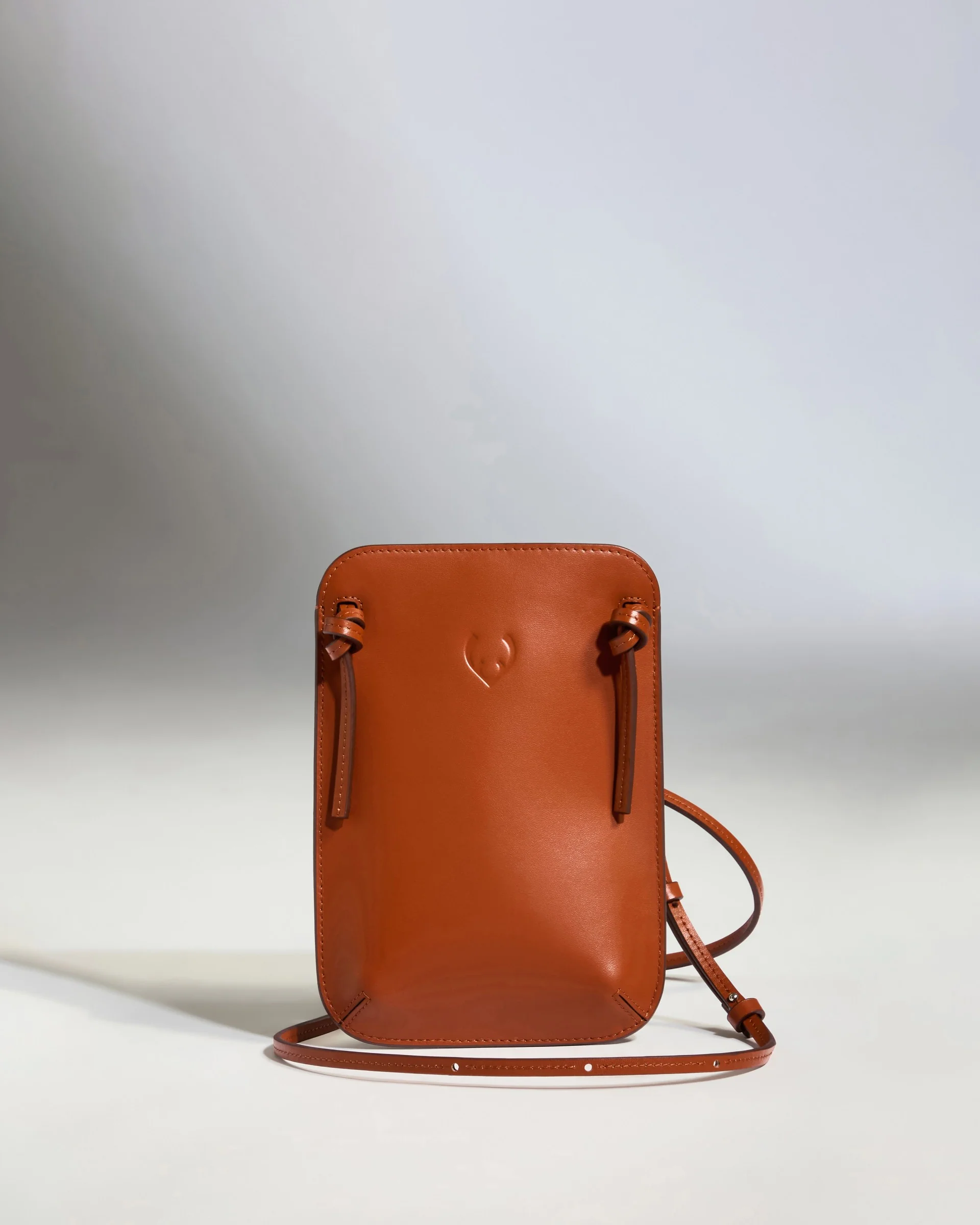 Crossbody Bag in Tan Leather - Heritage Collection - Image 3
