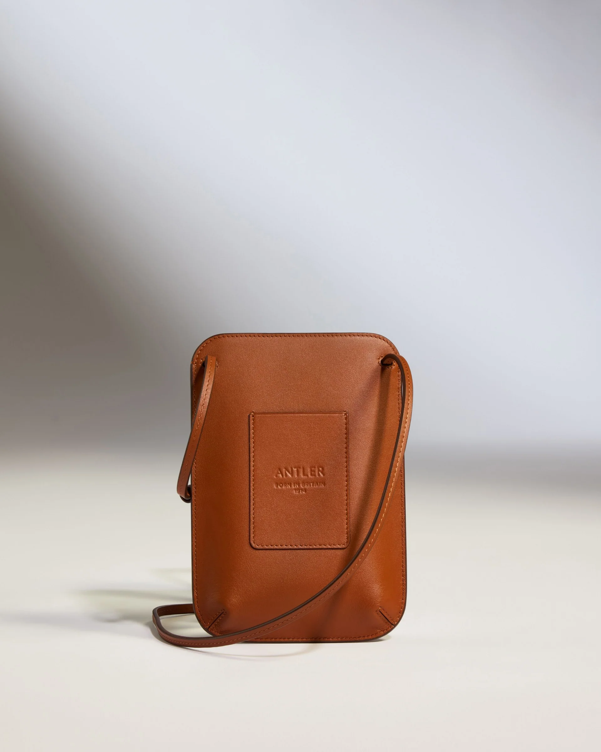Crossbody Bag in Tan Leather - Heritage Collection - Image 7