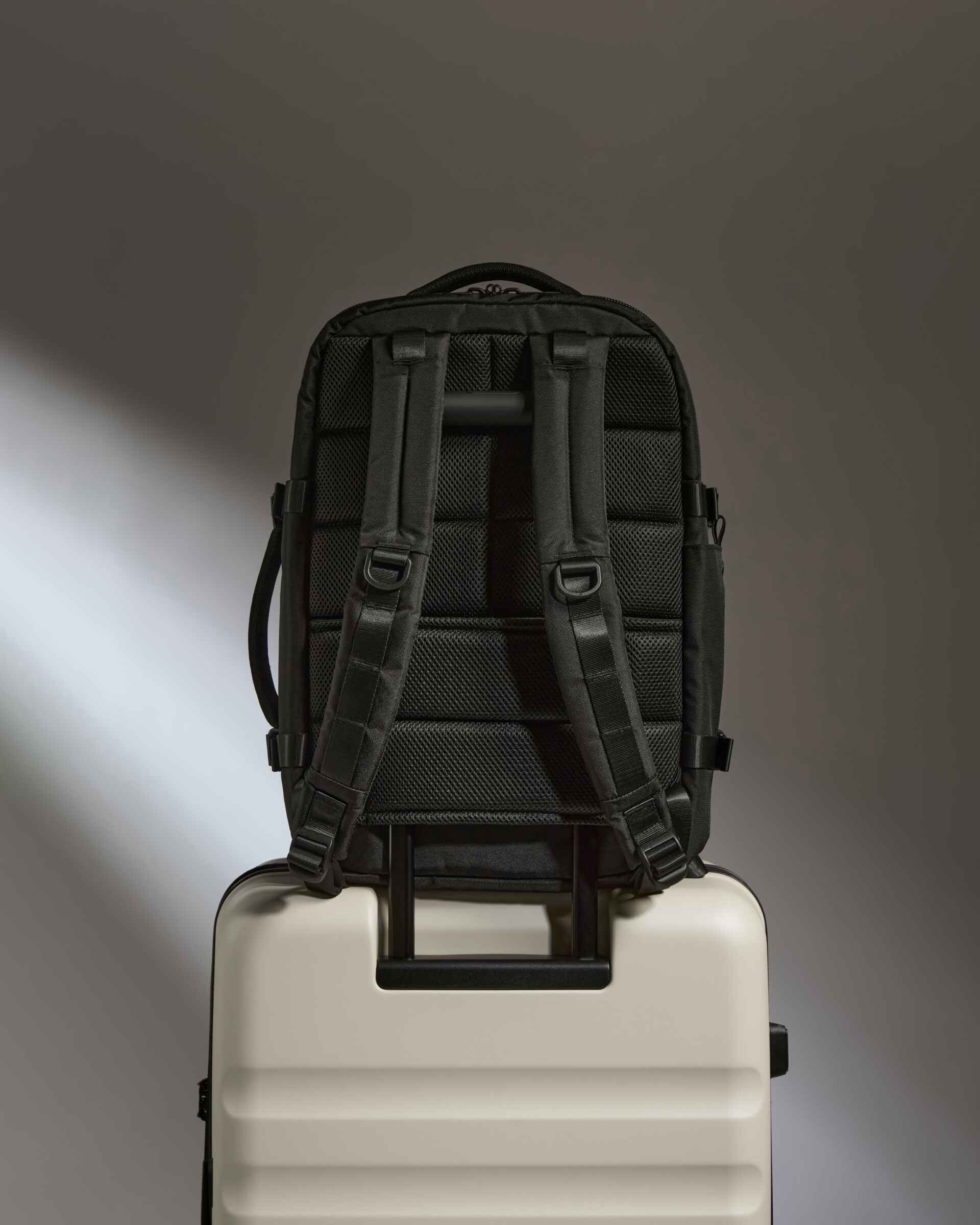 Discovery Backpack in Carbon Black - Image 7