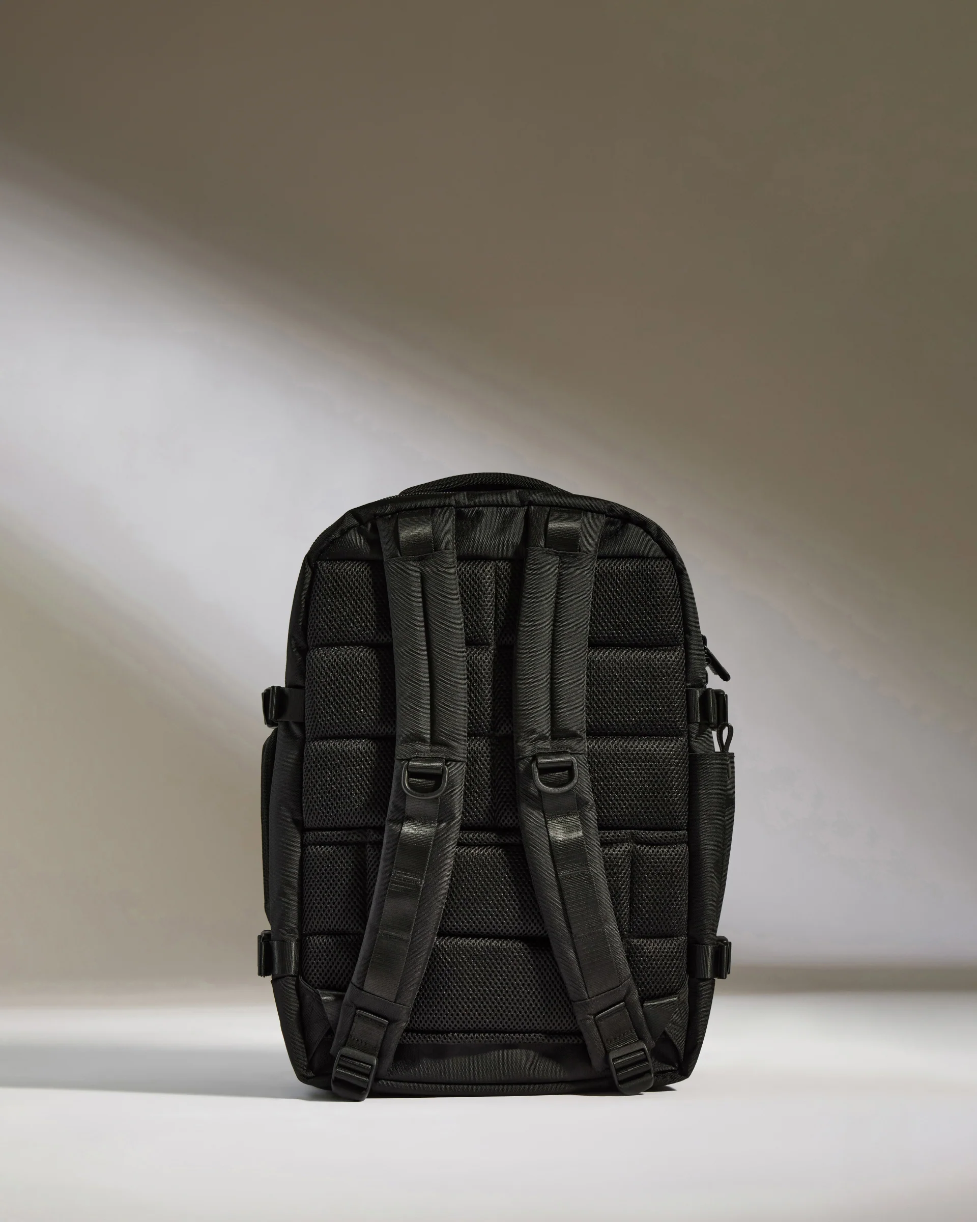 Discovery Backpack in Antler Green - Image 6