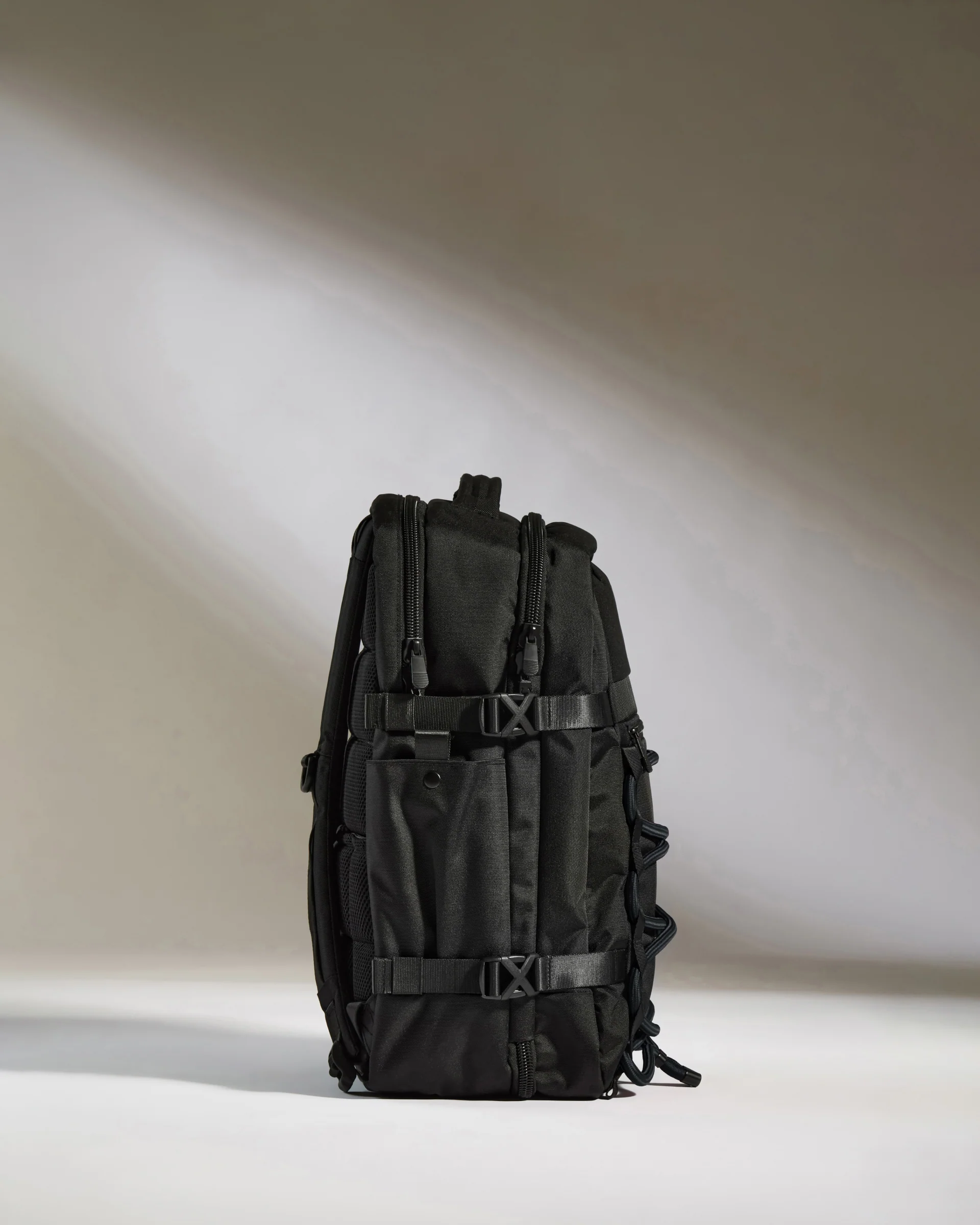 Discovery Backpack in Black - Image 4