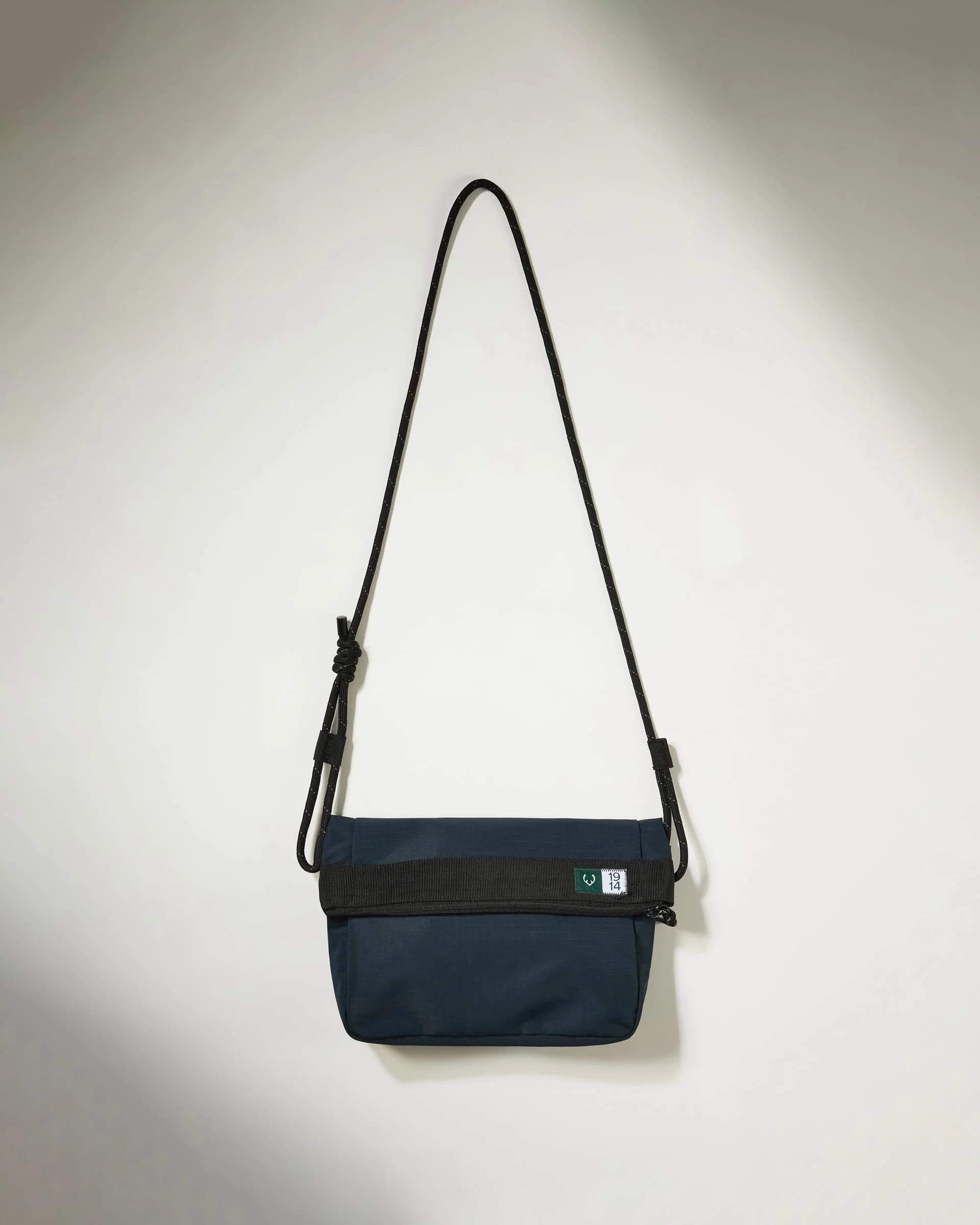 Essential Crossbody Bag in Navy - Image 4
