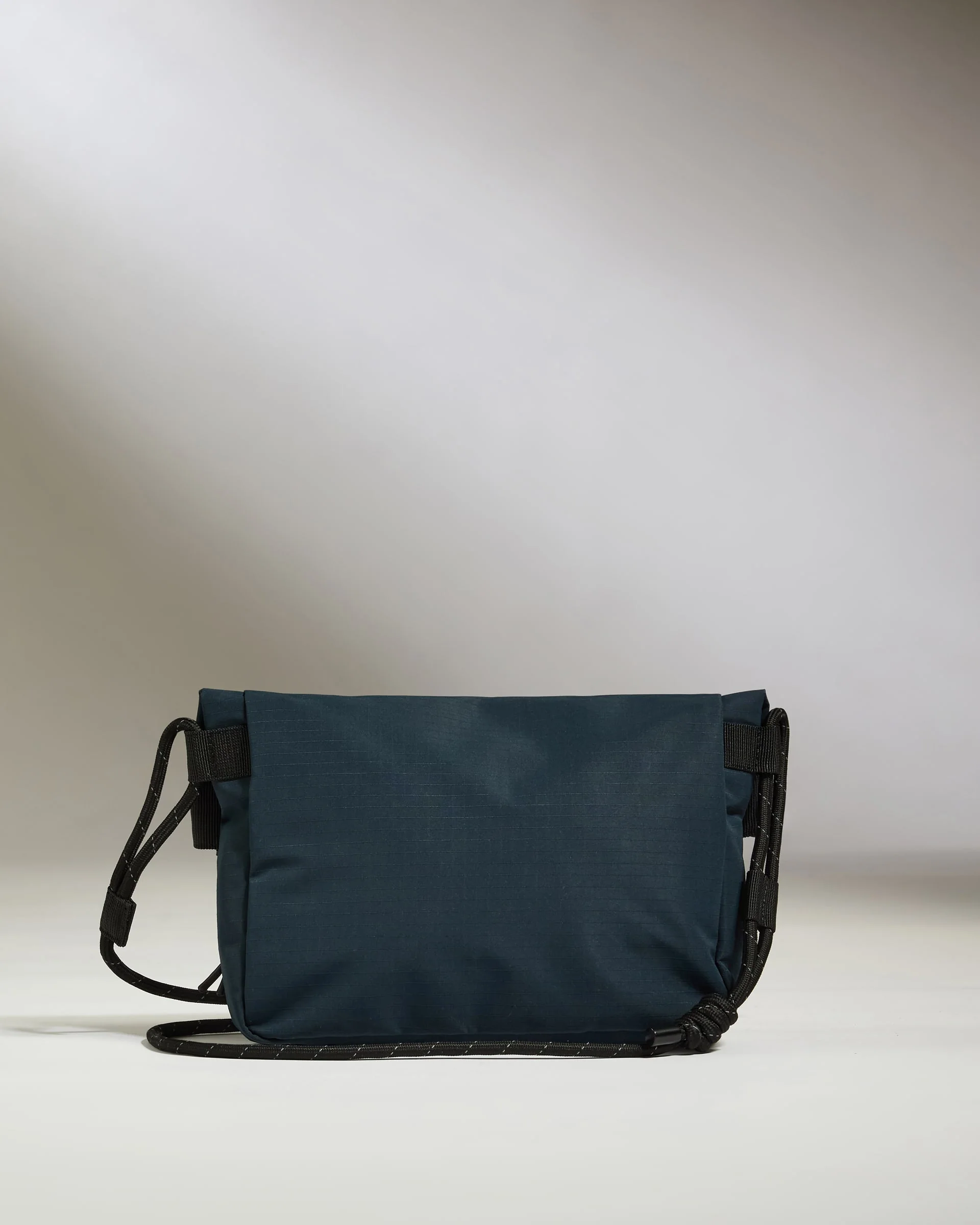 Essential Crossbody Bag in Navy - Image 6