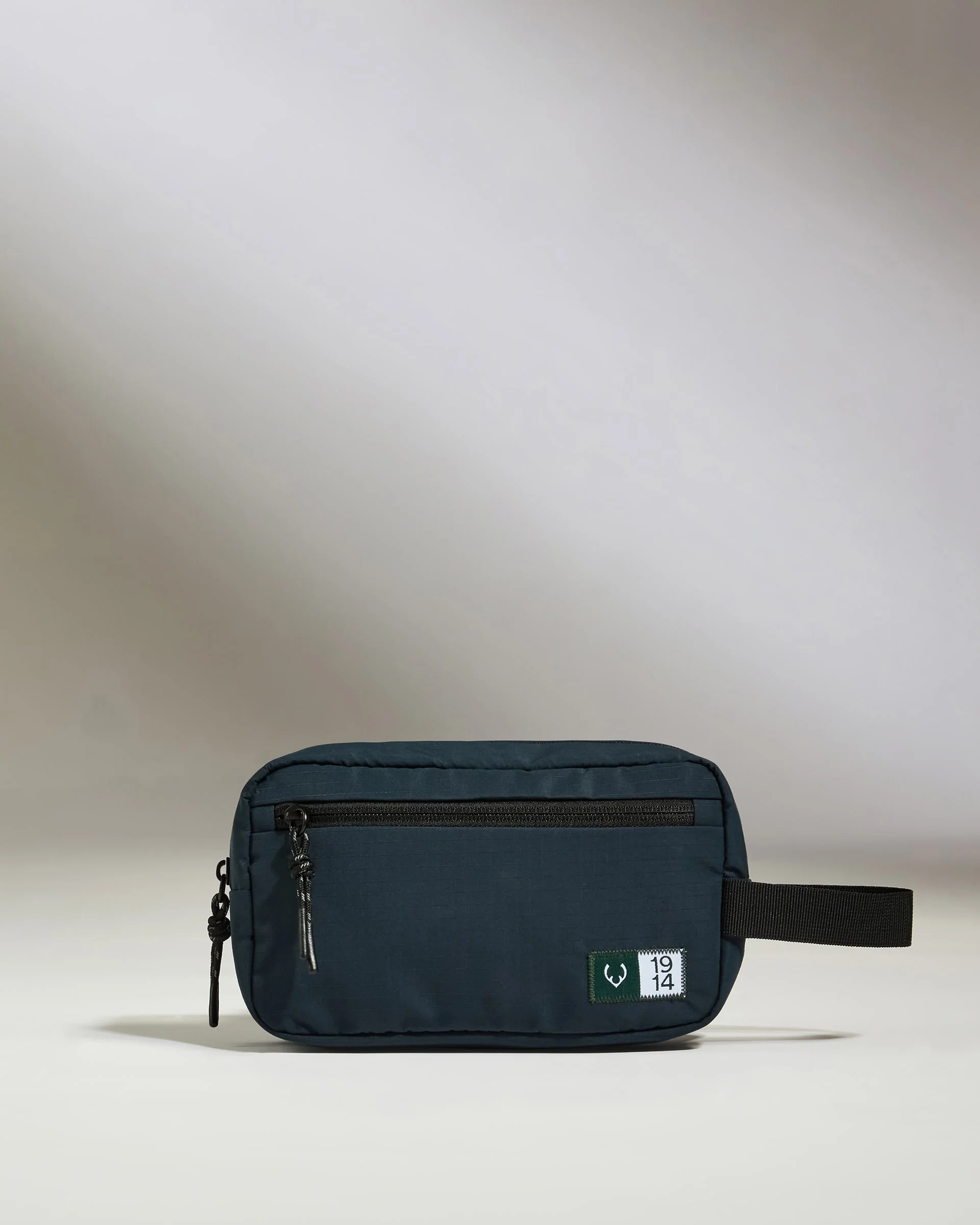 Essential Wash Bag in Navy - Image 5