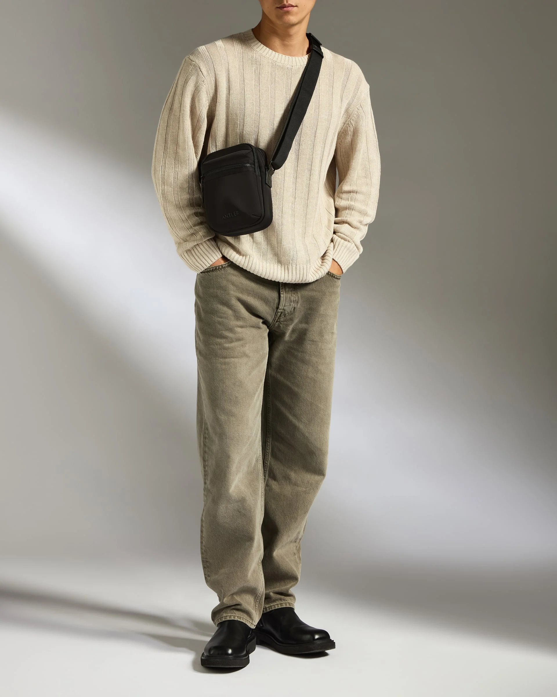 Icon Crossbody Bag in Black - Image 2