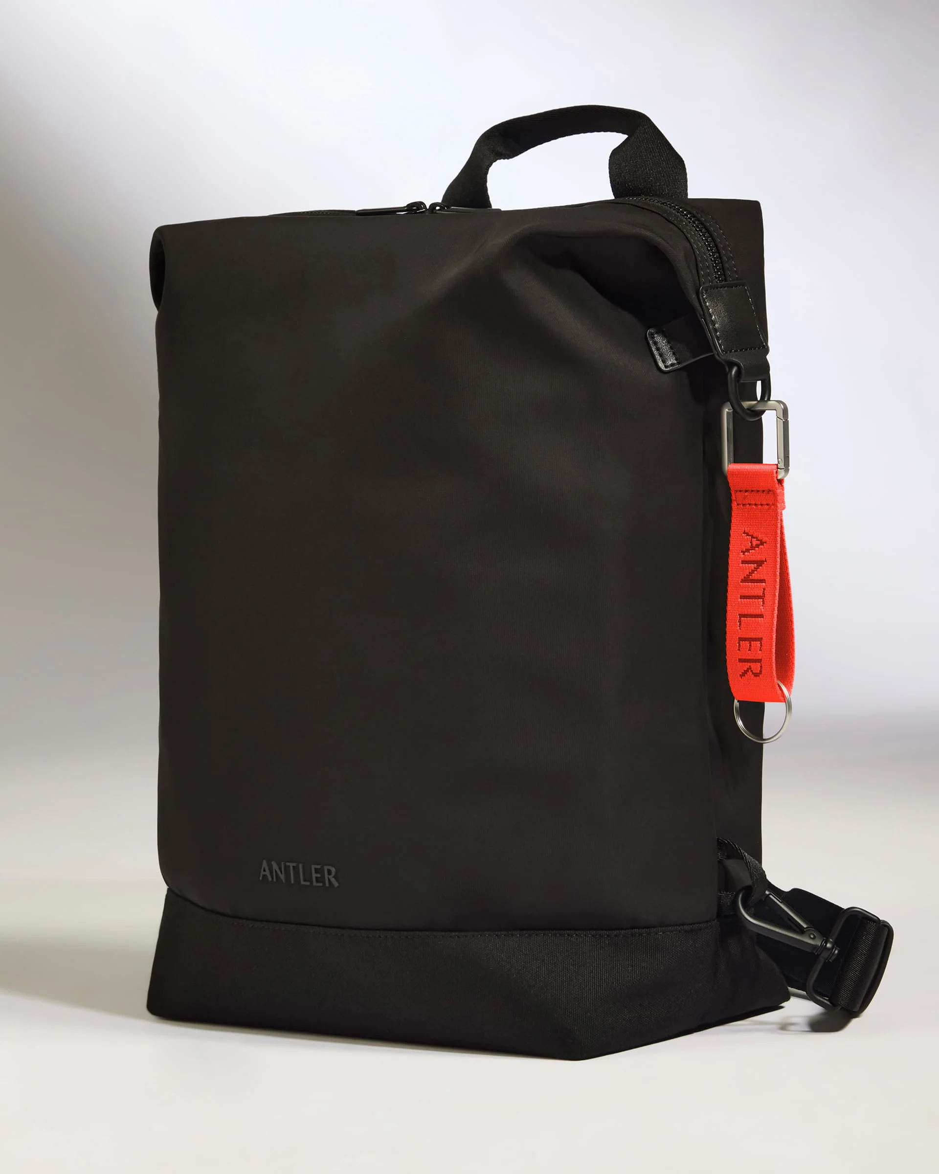 Icon Keyring in Coral - Image 4