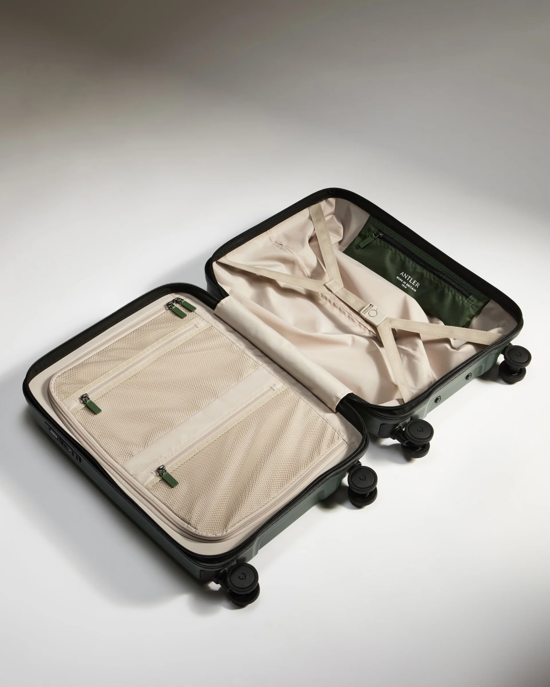 Cabin Suitcase in Antler Green - Icon Stripe - Image 3