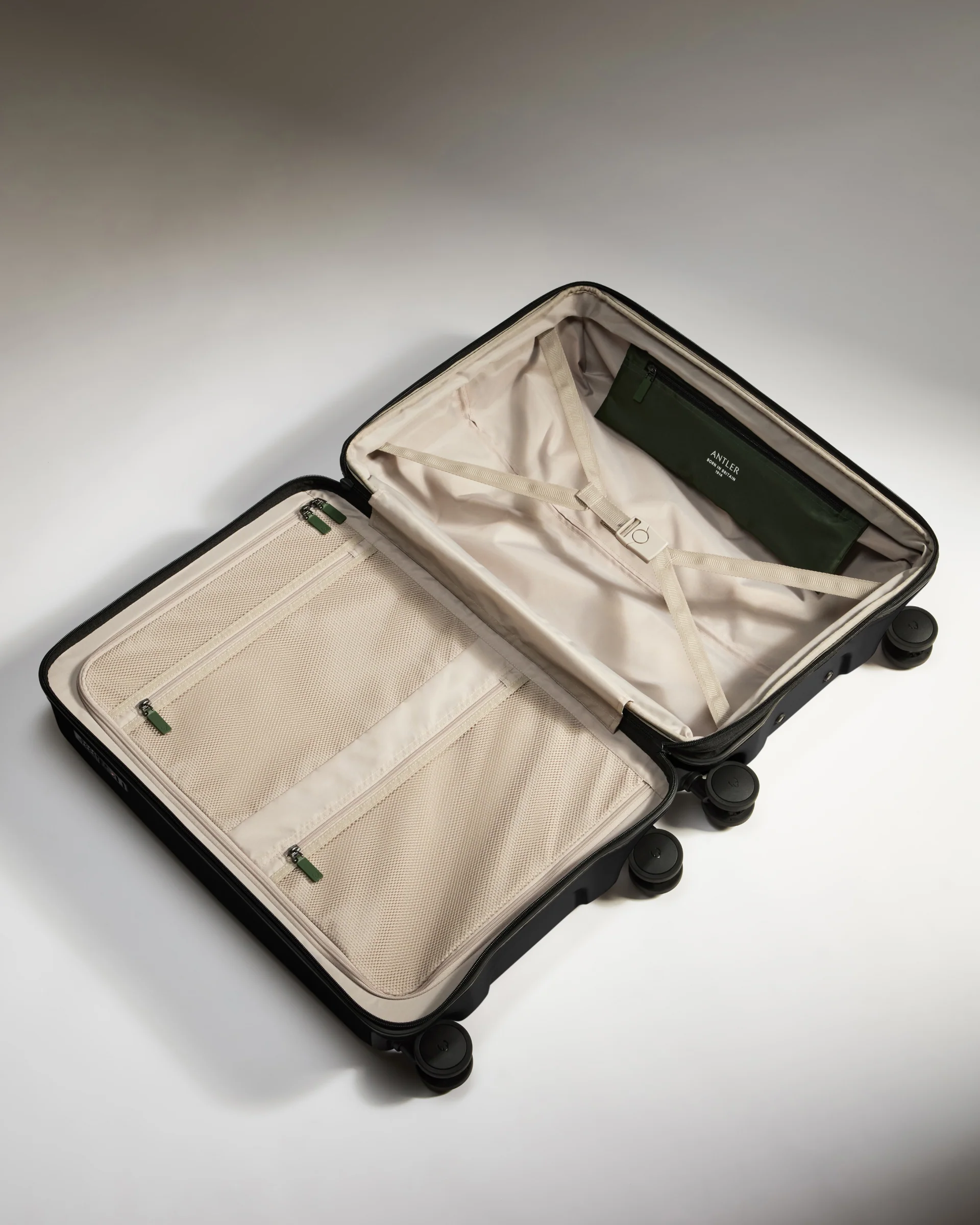 Medium Suitcase in Black - Icon Stripe - Image 3