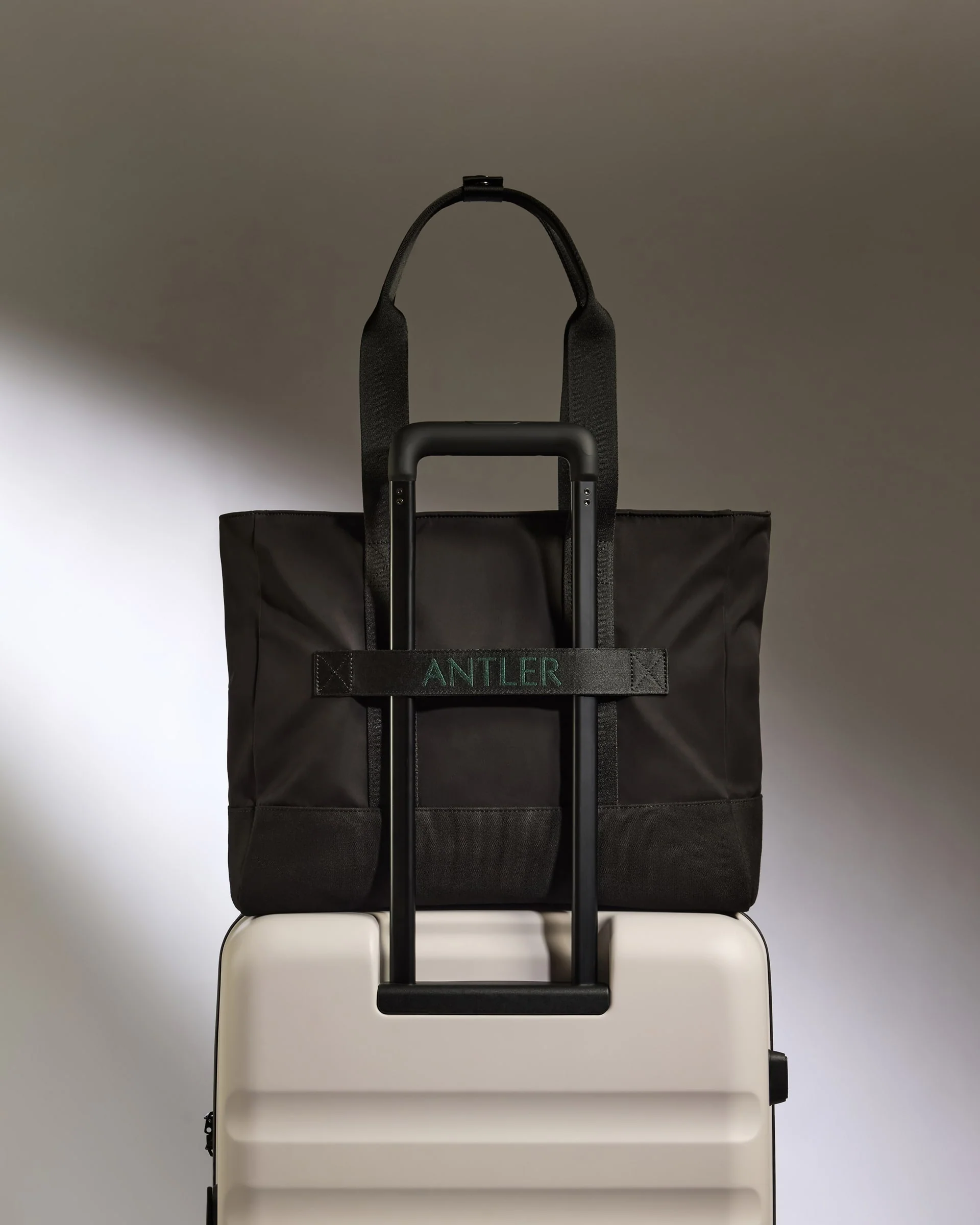 Icon Tote Bag in Black - Image 5
