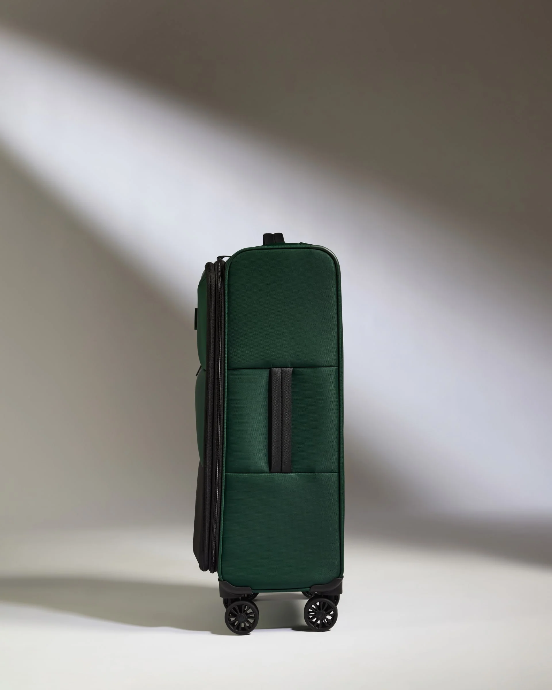 Lightest Medium Suitcase in Antler Green - Soft Stripe 2.0 - Image 3