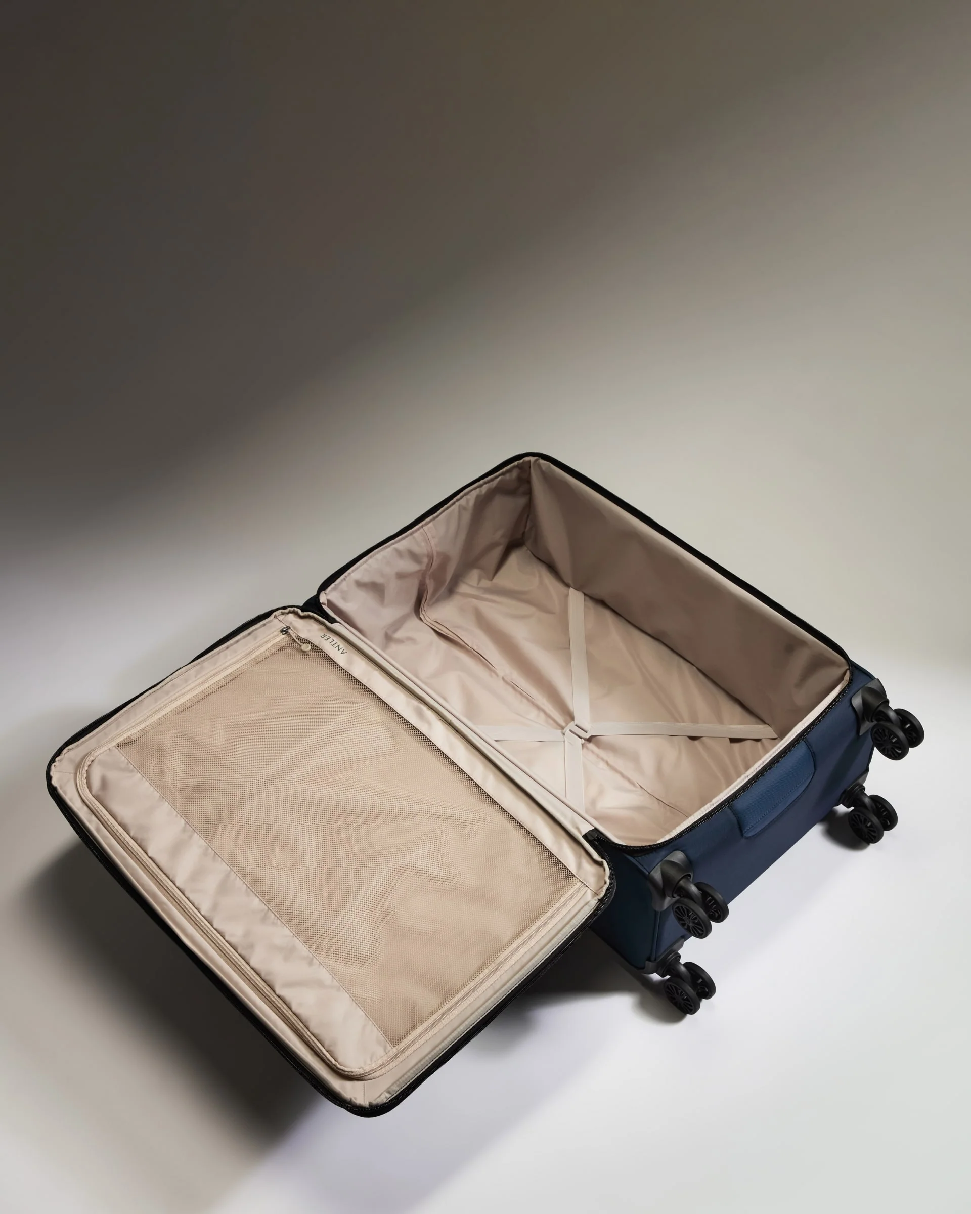Lightest Large Suitcase in Indigo Blue - Soft Stripe 2.0 - Image 3