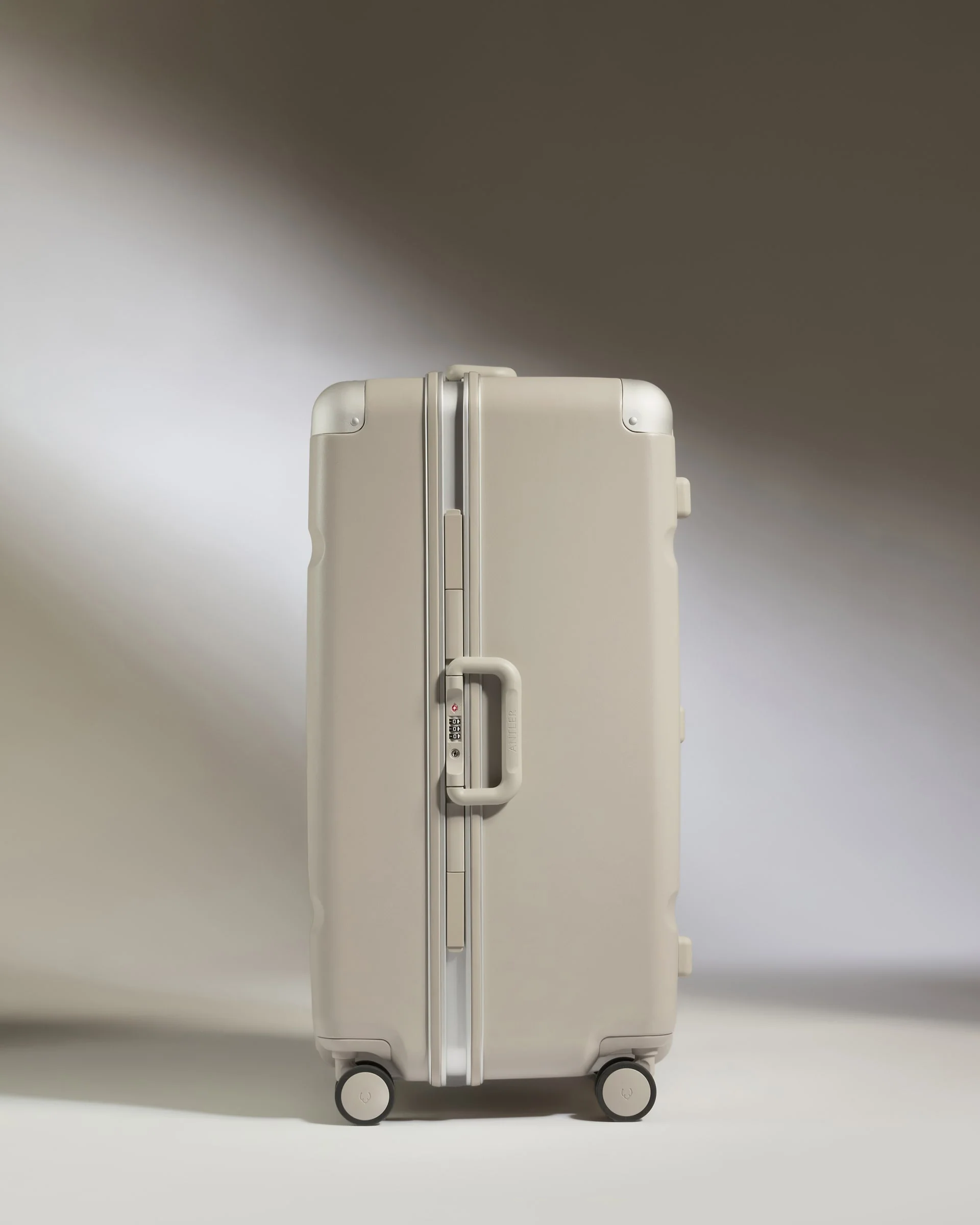 Trunk Suitcase in Sandstone - Heritage Stripe - Image 4