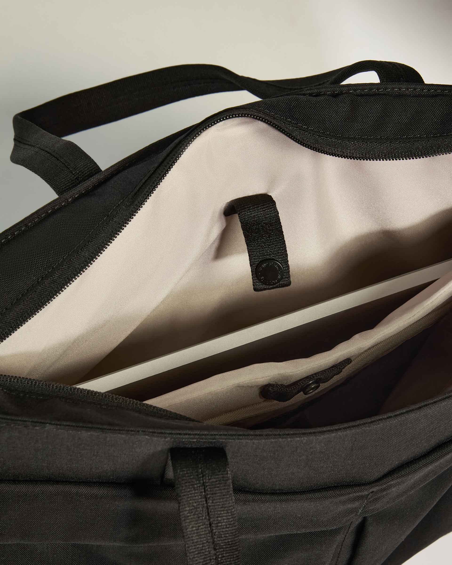 Urban Core Tote Bag in Black - Image 5