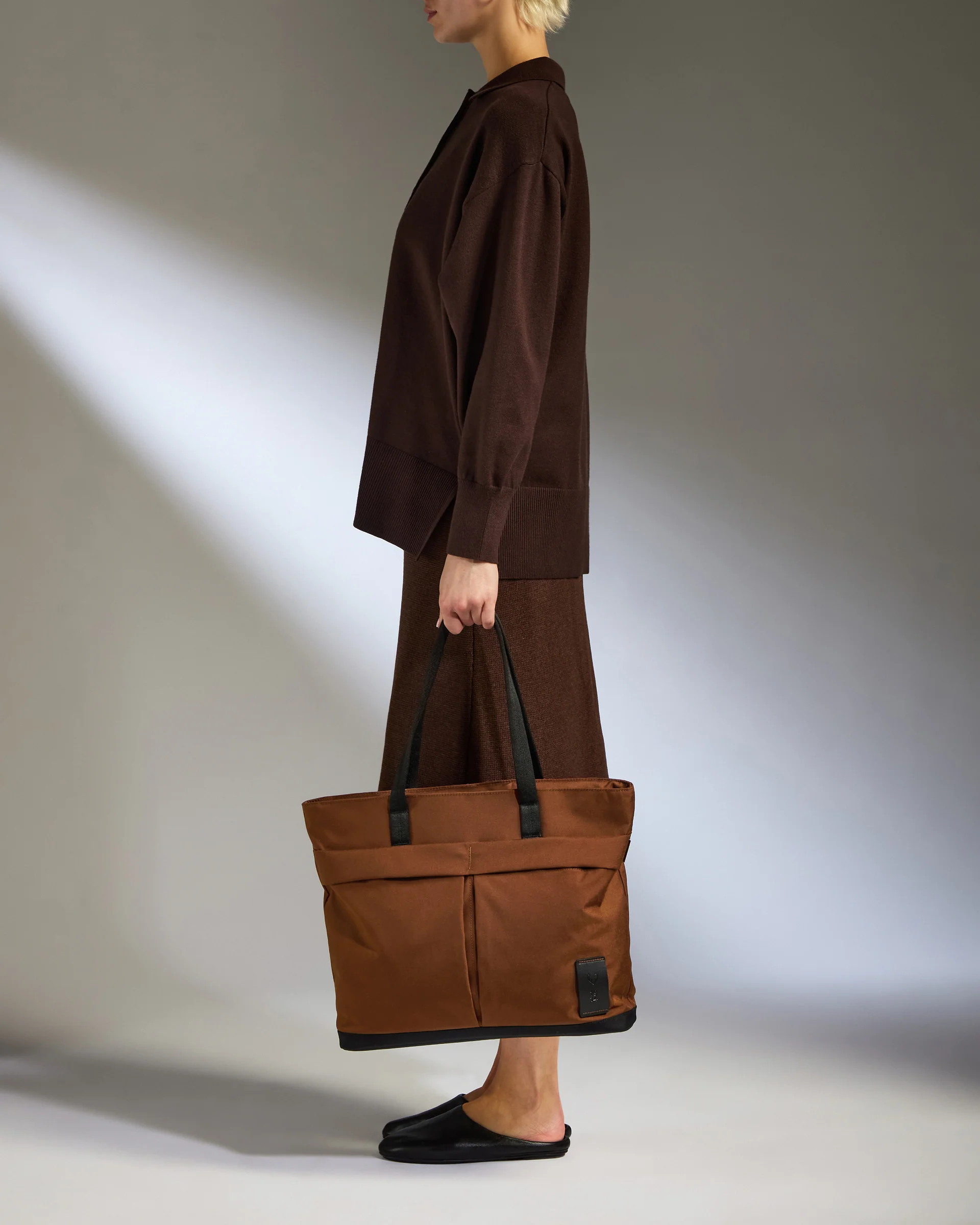 Urban Core Tote Bag in Clay Brown - Image 3