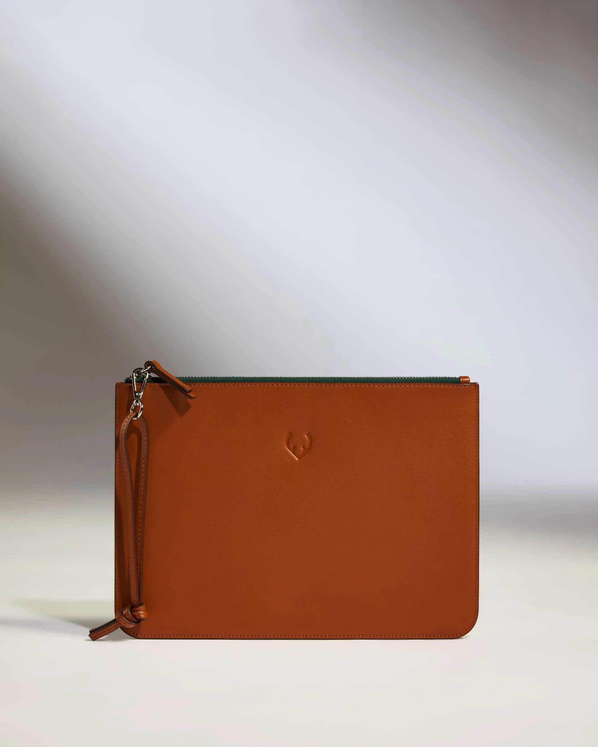 Zipped Pouch with Wristlet in Tan Leather - 1914 Collection - Image 3