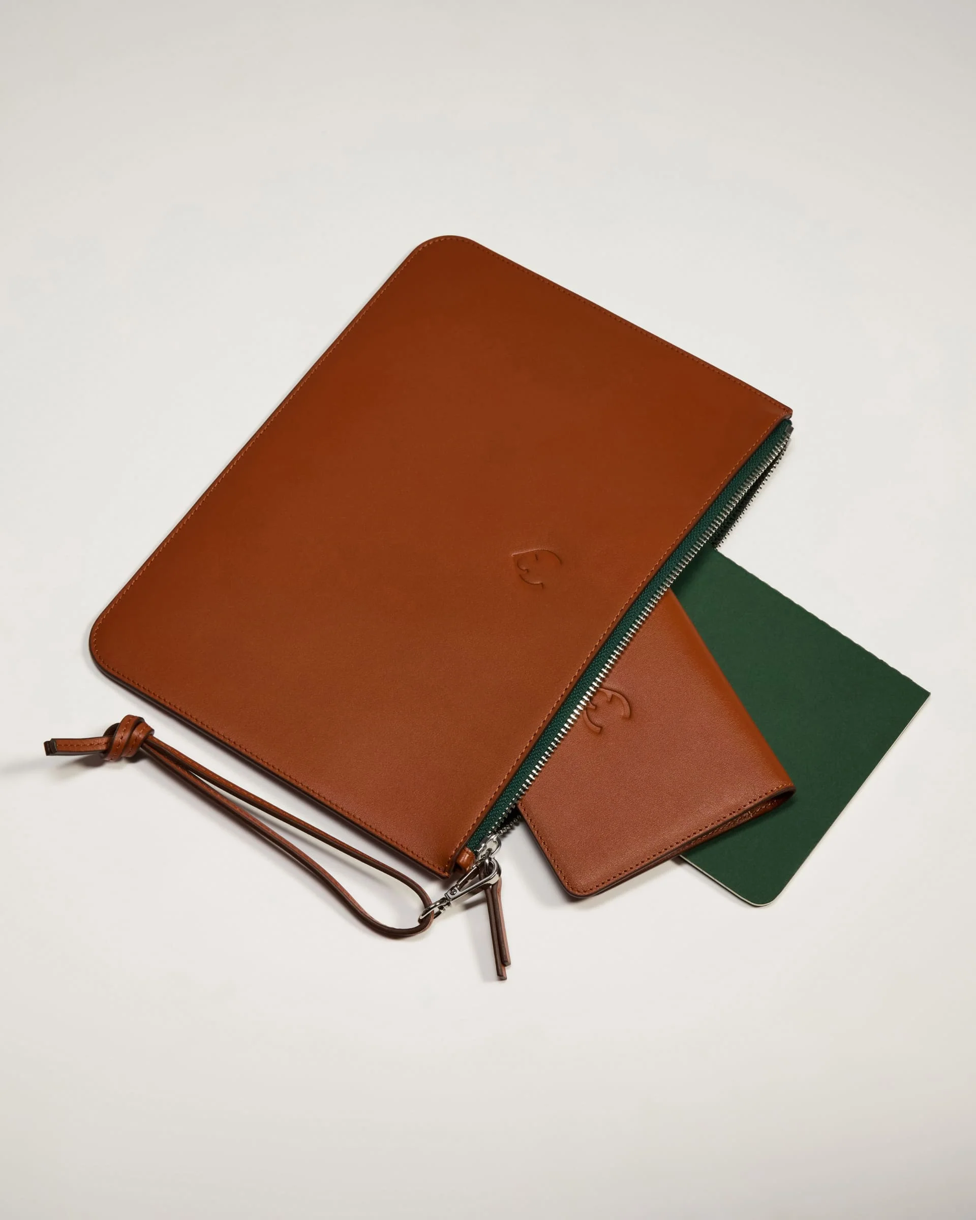 Zipped Pouch with Wristlet in Tan Leather - 1914 Collection - Image 4